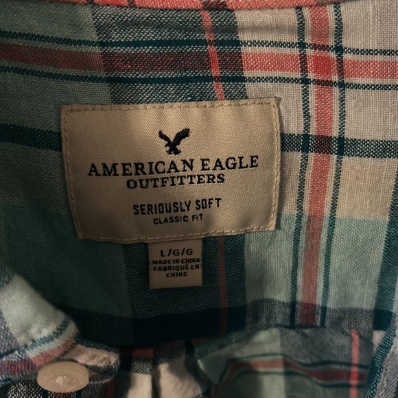 American eagle button down (L) - Picture 4 of 4